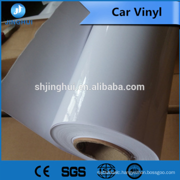 Vinyl Film with gloss finish for long term outdoor applications on an even